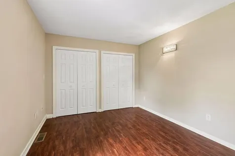 9934 Maple Avenue Bloomington MN 55431