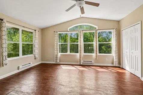 9934 Maple Avenue Bloomington MN 55431
