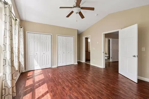 9934 Maple Avenue Bloomington MN 55431