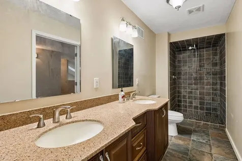 9934 Maple Avenue Bloomington MN 55431