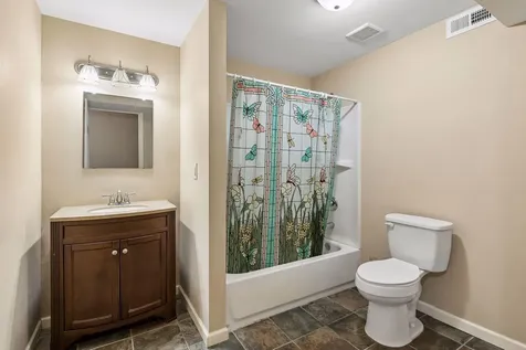 9934 Maple Avenue Bloomington MN 55431