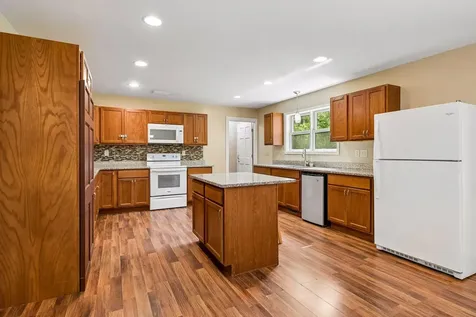 9934 Maple Avenue Bloomington MN 55431