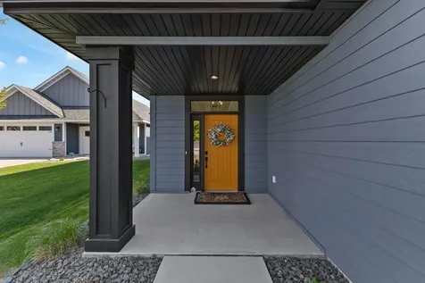 1060 109th Court NE Blaine MN 55434