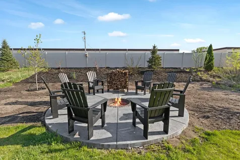 1060 109th Court NE Blaine MN 55434