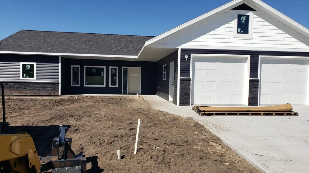 1007 8th Avenue NE Perham MN 56573
