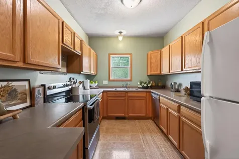 1451 Magnolia Avenue E Saint Paul MN 55106