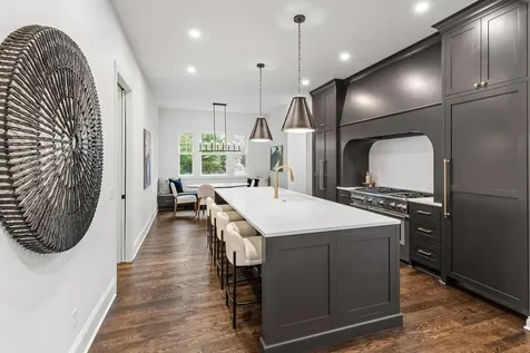4717 Meadow Road Edina MN 55424