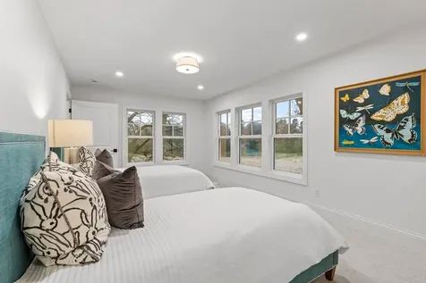 4717 Meadow Road Edina MN 55424