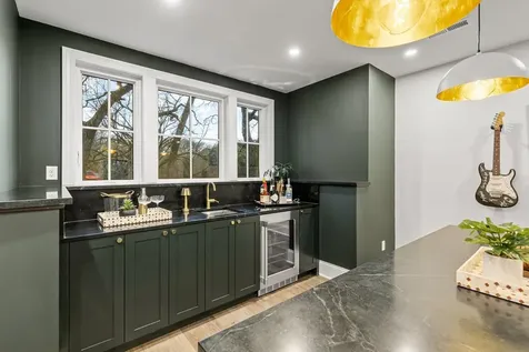 4717 Meadow Road Edina MN 55424
