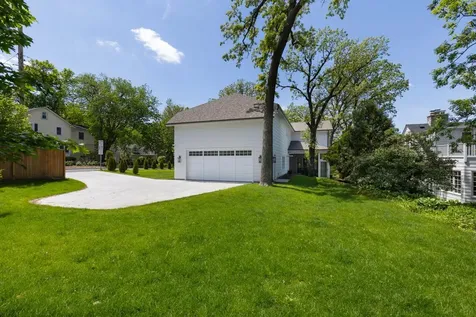 4717 Meadow Road Edina MN 55424