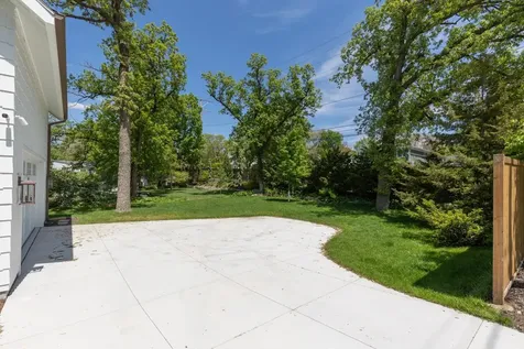 4717 Meadow Road Edina MN 55424