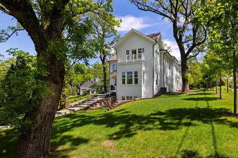 4717 Meadow Road Edina MN 55424