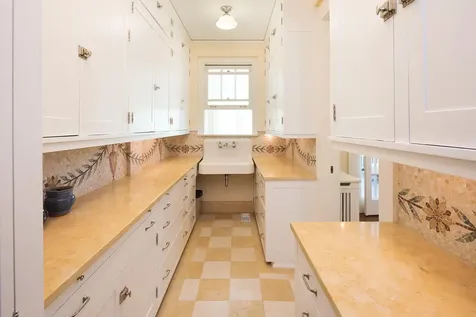 2728 Dean Parkway Minneapolis MN 55416