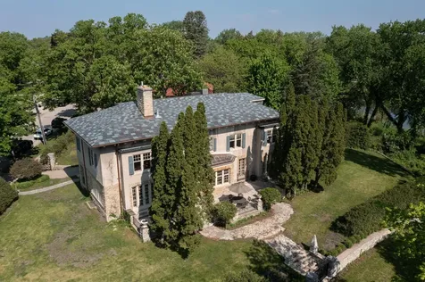 2728 Dean Parkway Minneapolis MN 55416