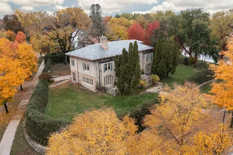 2728 Dean Parkway Minneapolis MN 55416