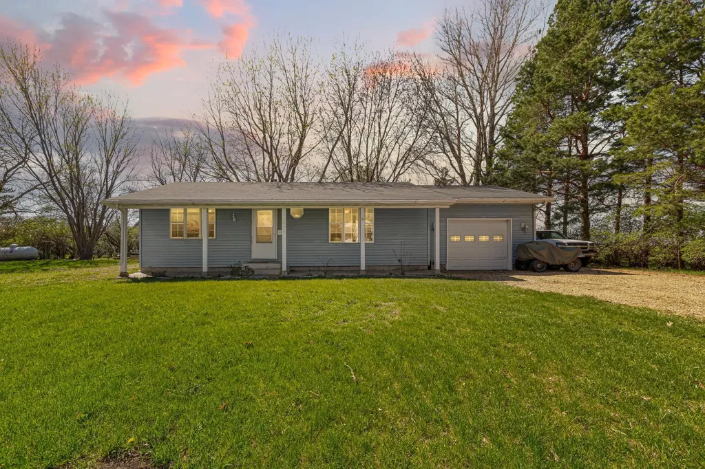 404 3rd Avenue Pemberton MN 56078