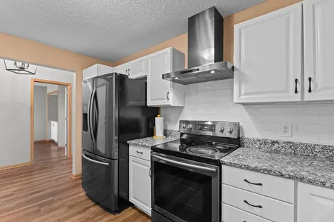 5208 Deerfield Lane SE Prior Lake MN 55372