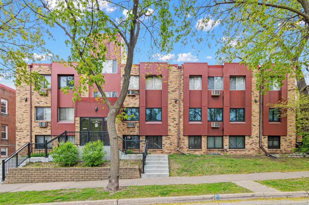 520 Ridgewood Avenue Minneapolis MN 55403