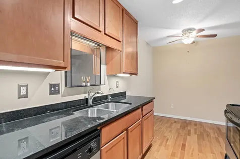 520 Ridgewood Avenue Minneapolis MN 55403