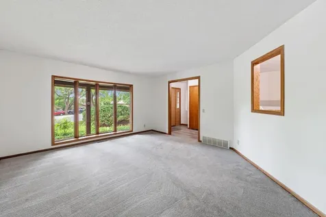 1264 Vildmark Drive Eagan MN 55123