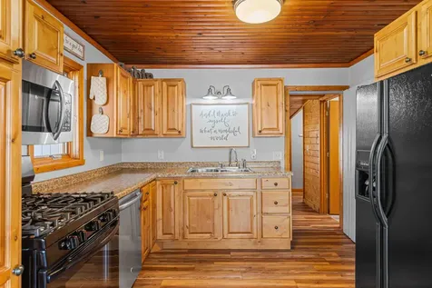 12464 Shorewood Beach Road Detroit Lakes MN 56501