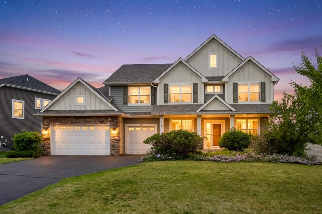9768 7th Street N Lake Elmo MN 55042