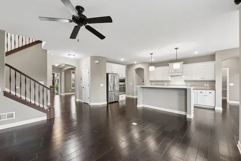 9768 7th Street N Lake Elmo MN 55042
