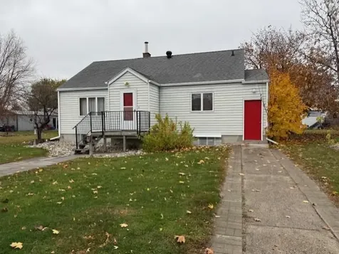 211 9th Street S Breckenridge MN 56520