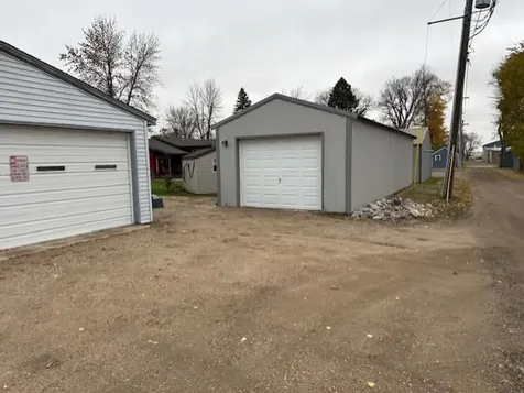 211 9th Street S Breckenridge MN 56520