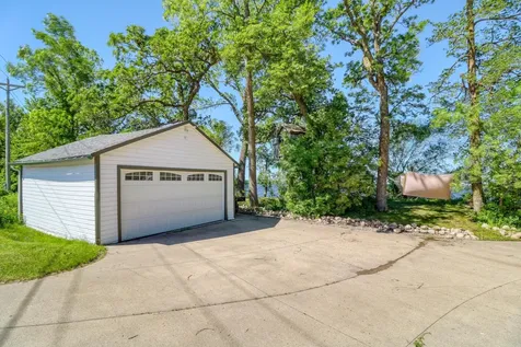1812 E Shore Drive Detroit Lakes MN 56501
