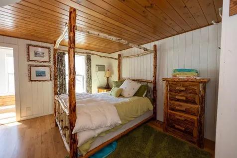 1812 E Shore Drive Detroit Lakes MN 56501