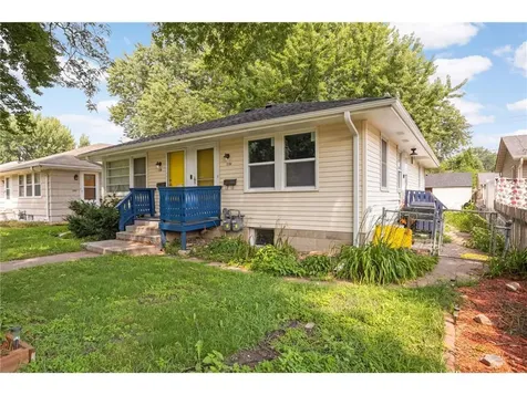 5104 Vincent Avenue N Minneapolis MN 55430