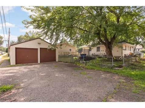 5104 Vincent Avenue N Minneapolis MN 55430