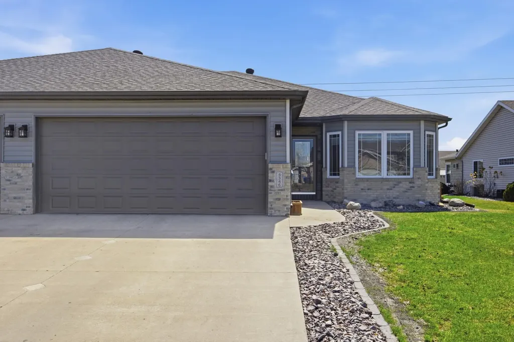 4346 46th Avenue S Fargo ND 58104