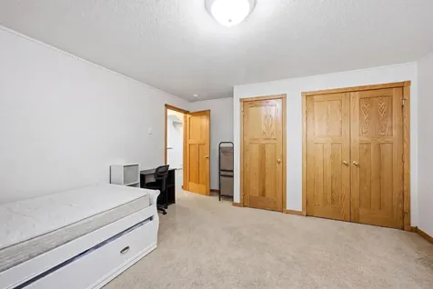 4346 46th Avenue S Fargo ND 58104