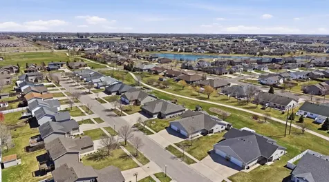 4346 46th Avenue S Fargo ND 58104