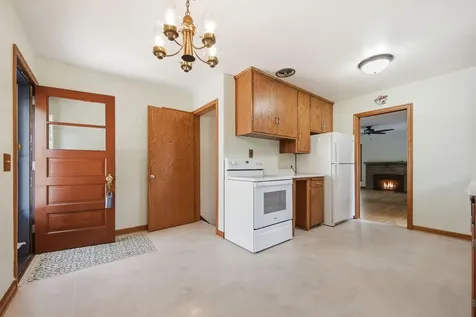 2717 30th Avenue NE Saint Anthony MN 55418