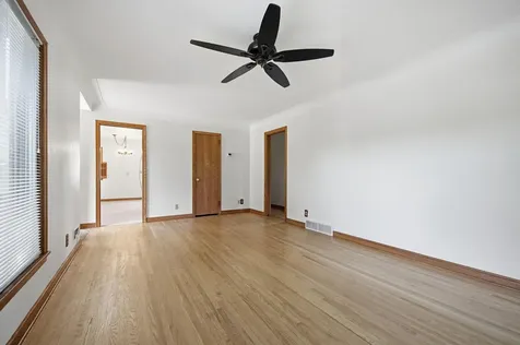 2717 30th Avenue NE Saint Anthony MN 55418
