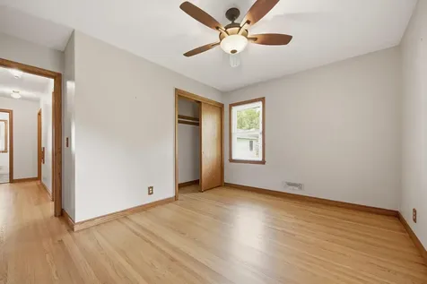 2717 30th Avenue NE Saint Anthony MN 55418