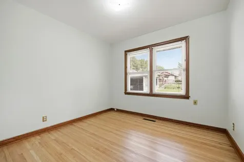 2717 30th Avenue NE Saint Anthony MN 55418