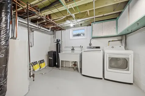 2717 30th Avenue NE Saint Anthony MN 55418
