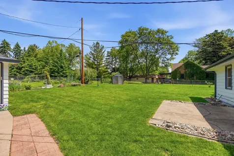2717 30th Avenue NE Saint Anthony MN 55418