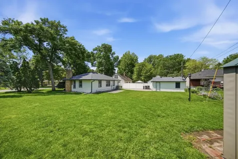 2717 30th Avenue NE Saint Anthony MN 55418