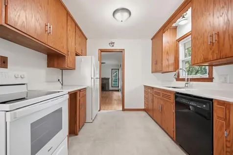 2717 30th Avenue NE Saint Anthony MN 55418