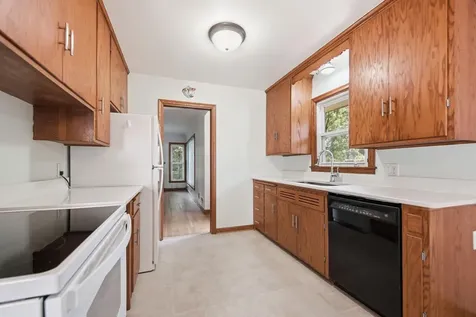 2717 30th Avenue NE Saint Anthony MN 55418