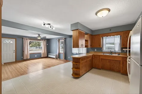 1848 Highway 96 E White Bear Lake MN 55110