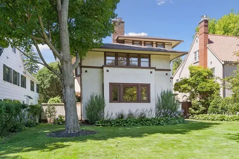 151 Woodlawn Avenue Saint Paul MN 55105