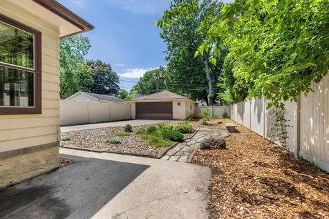 4930 39th Avenue S Minneapolis MN 55417