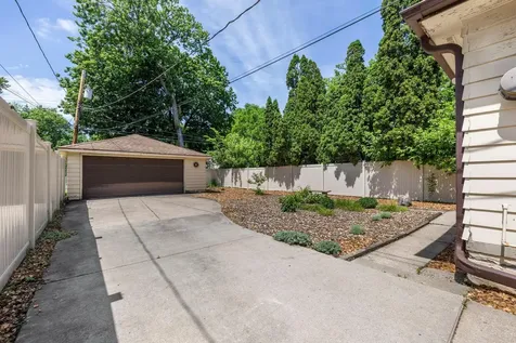 4930 39th Avenue S Minneapolis MN 55417