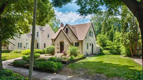 4930 39th Avenue S Minneapolis MN 55417